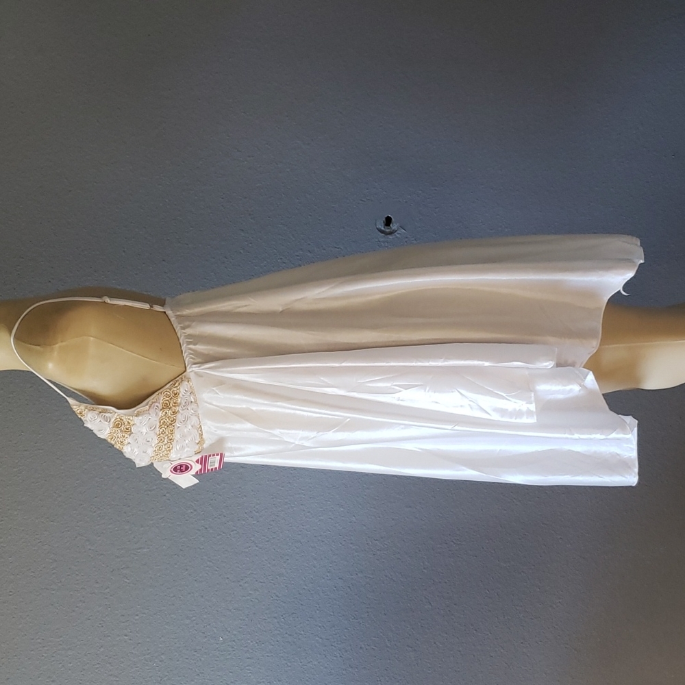 Lace Night Dress - Picture 3 of 6